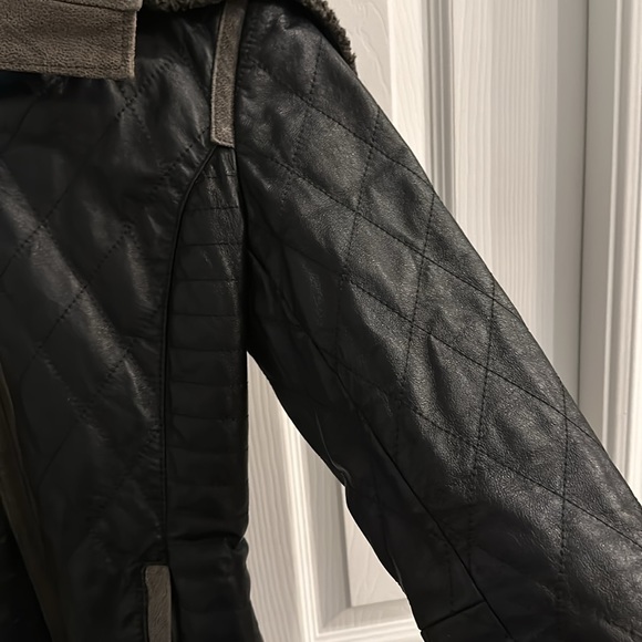 Women’s Danier leather coat - 2XS - Picture 4 of 5